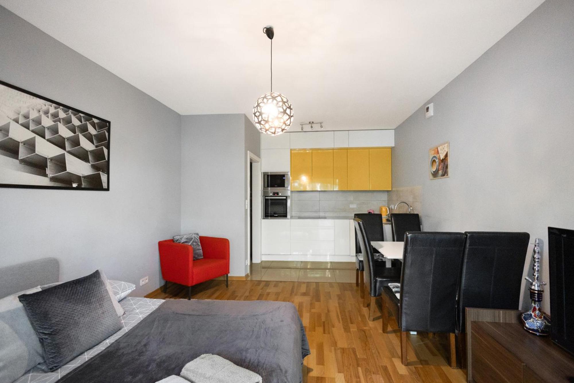 Butas Clicktheflat Artistic Estate Warsaw